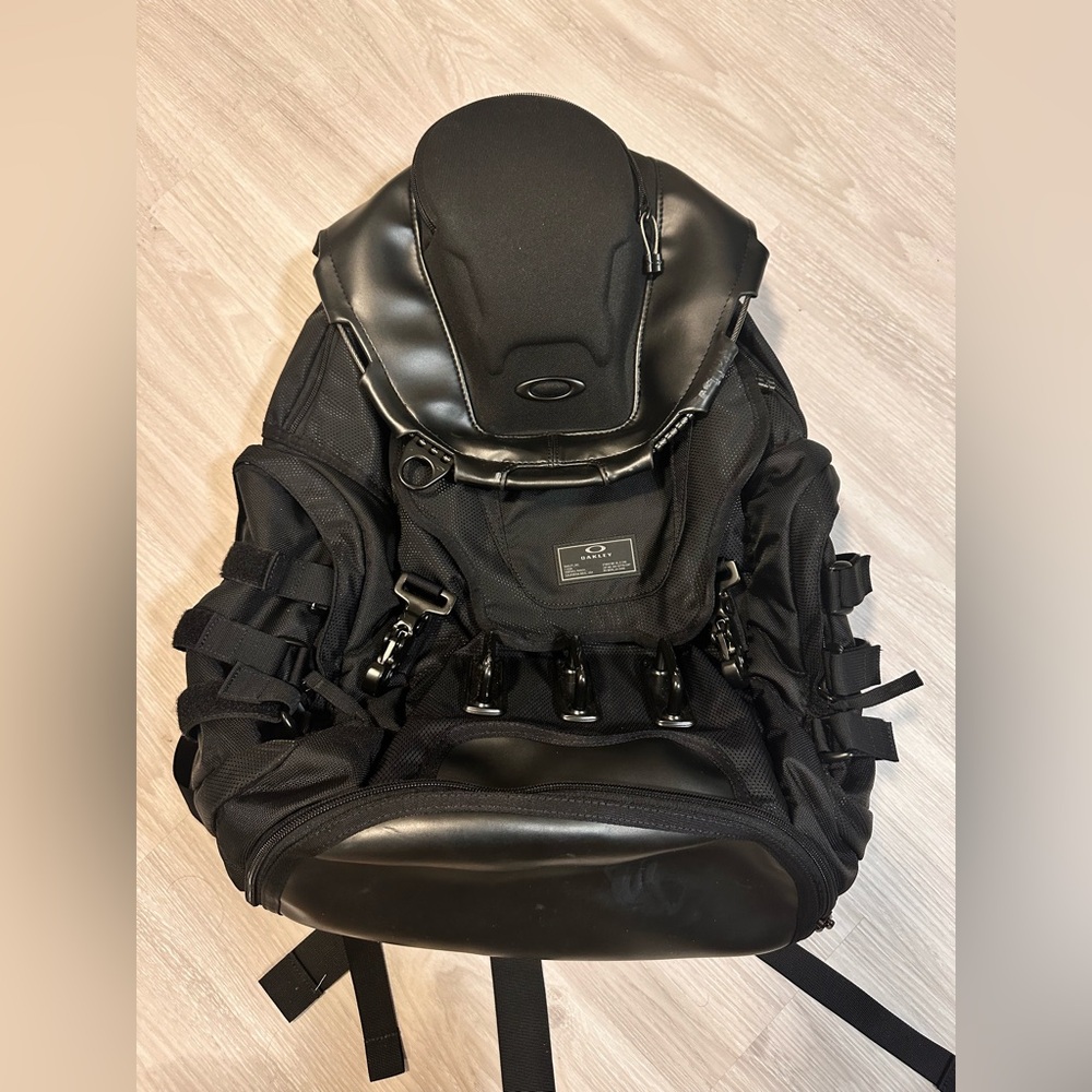 Oakley Black Tactical Backpack with Modern Design